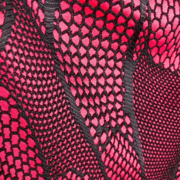 Bailey Blue Nordstrom XL Off Shoulder Mini dress Black/Fuchsia Pink NWT - Picture 5 of 12